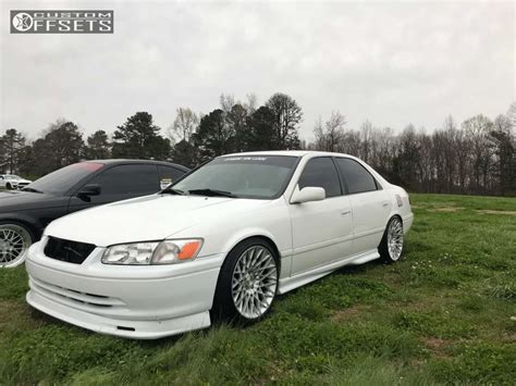 01 Camry Le