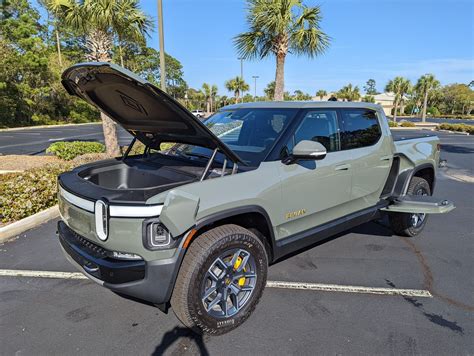 Rivian R1t For Sale